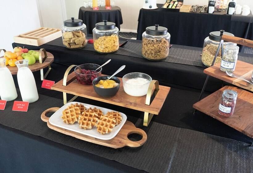 The Black Bull Motel