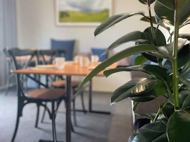 The Black Bull Motel