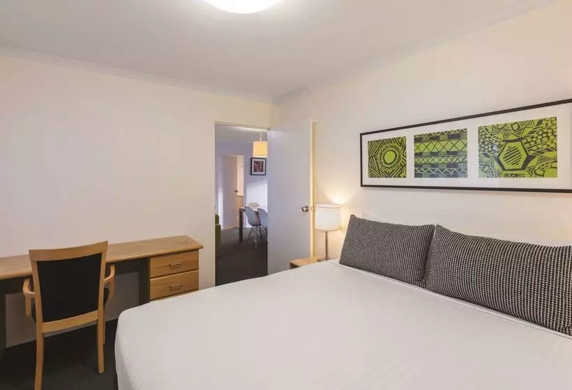 ホテル Adina Serviced Apartments Canberra Kingston