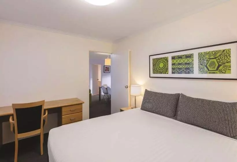 ホテル Adina Serviced Apartments Canberra Kingston