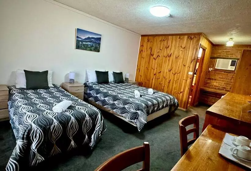 ホテル Diamond House Heritage Restaurant And Motor Inn