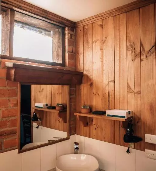 ホテル Diamond House Heritage Restaurant And Motor Inn