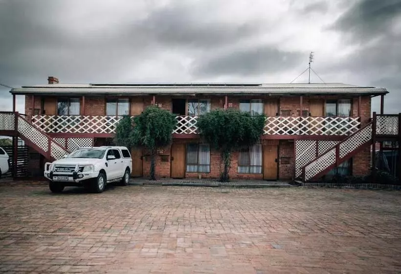 ホテル Diamond House Heritage Restaurant And Motor Inn