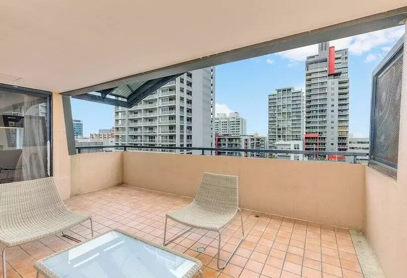 ホテル Mantra On Hay Perth