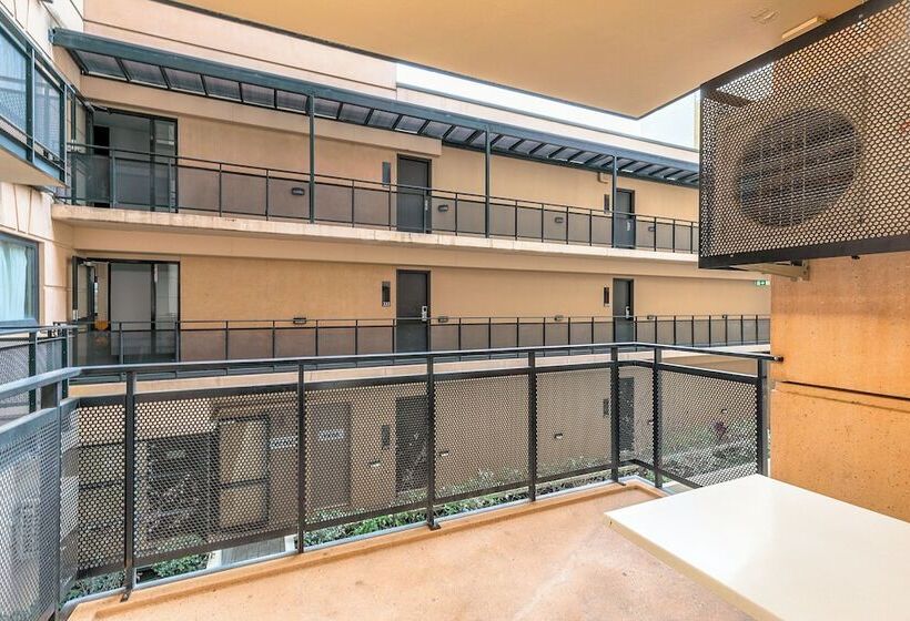 فندق Mantra On Hay Perth