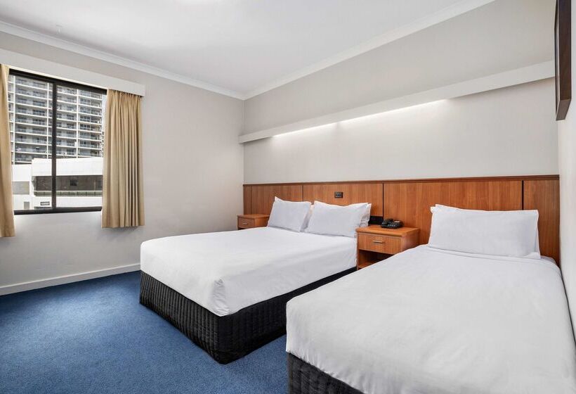 Metro Hotel Perth City