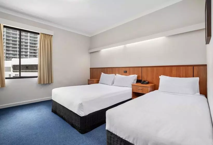 Metro Hotel Perth City