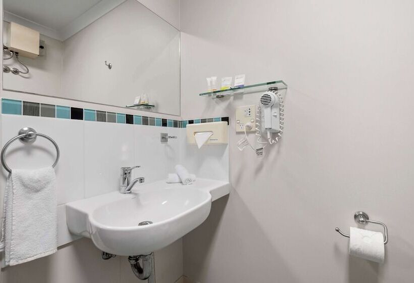 Metro Hotel Perth City