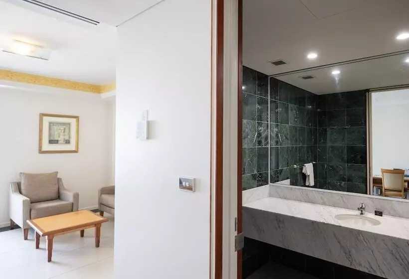 酒店 Mindil Beach Casino Resort