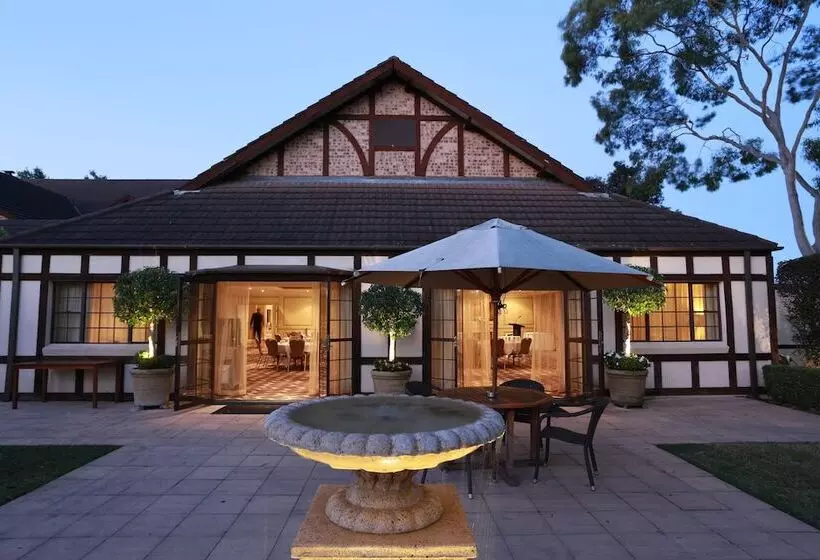 ホテル Peppers The Hills Lodge