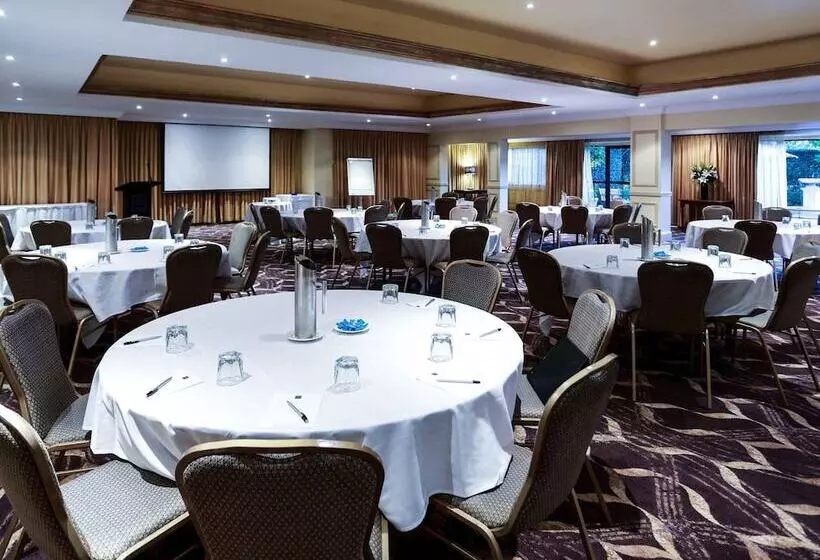 ホテル Peppers The Hills Lodge