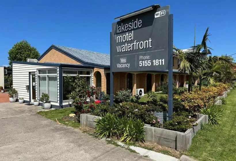 Lakeside Motel Waterfront