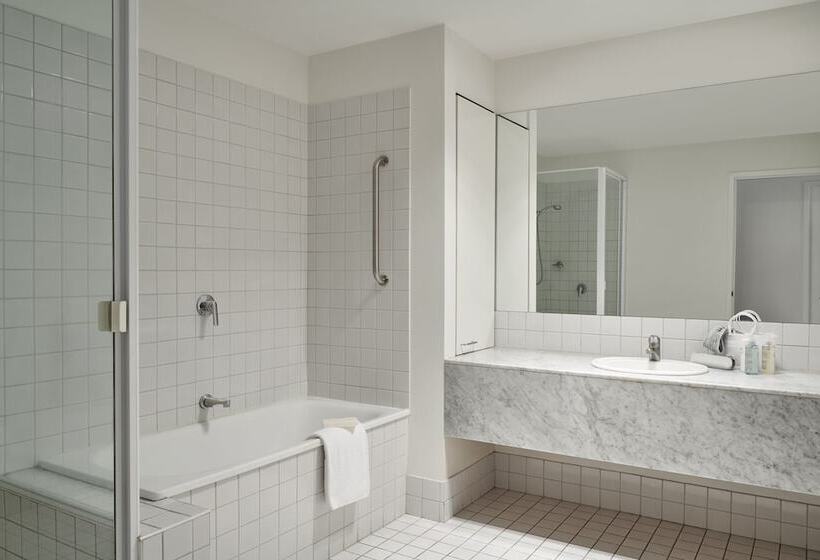 Punthill Apartment Hotel   Manhattan