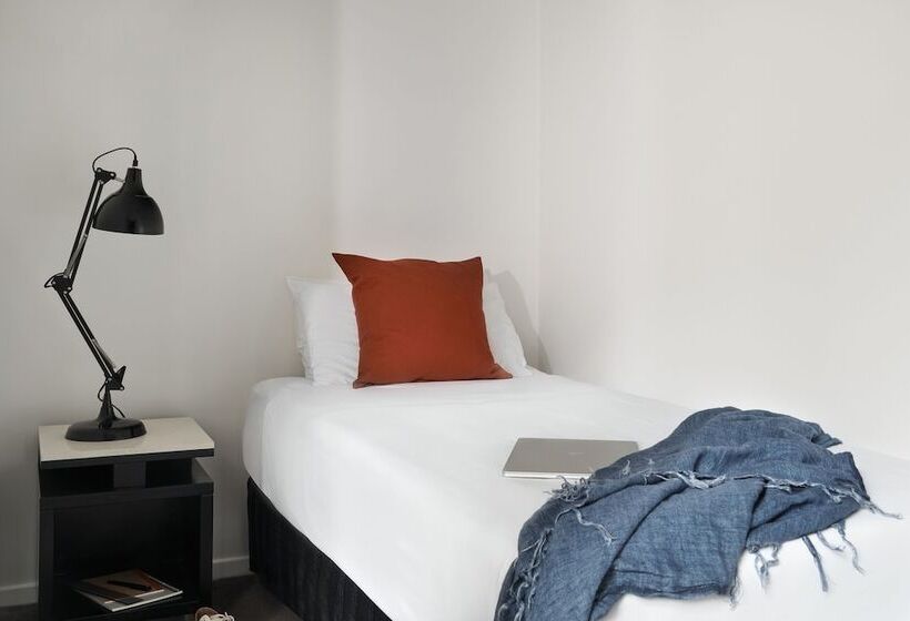 Punthill Apartment Hotel   Manhattan