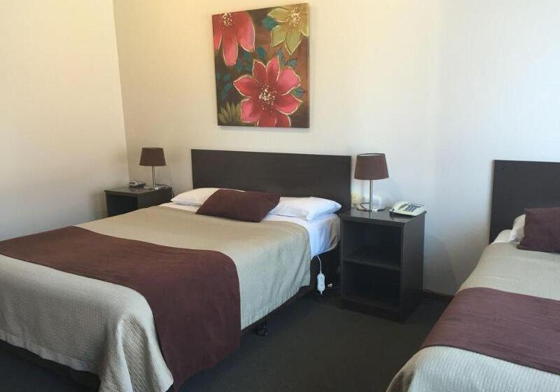 酒店 Ploughmans Motor Inn