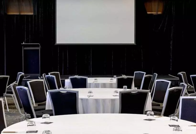 Mercure Gold Coast Resort