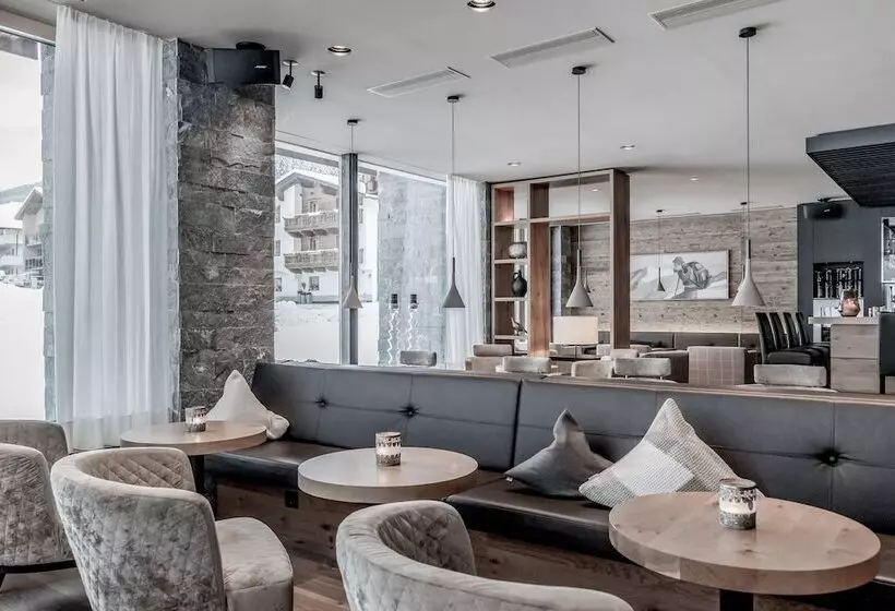 Отель Weisses Lamm