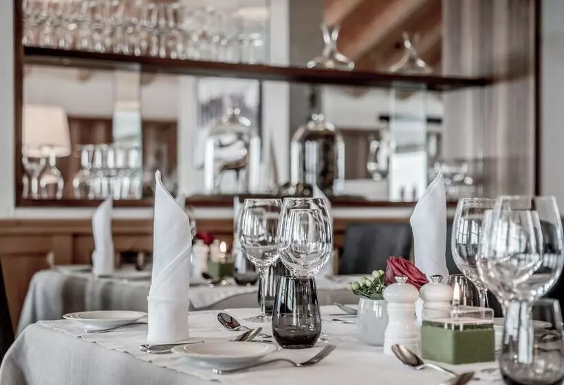 Отель Weisses Lamm