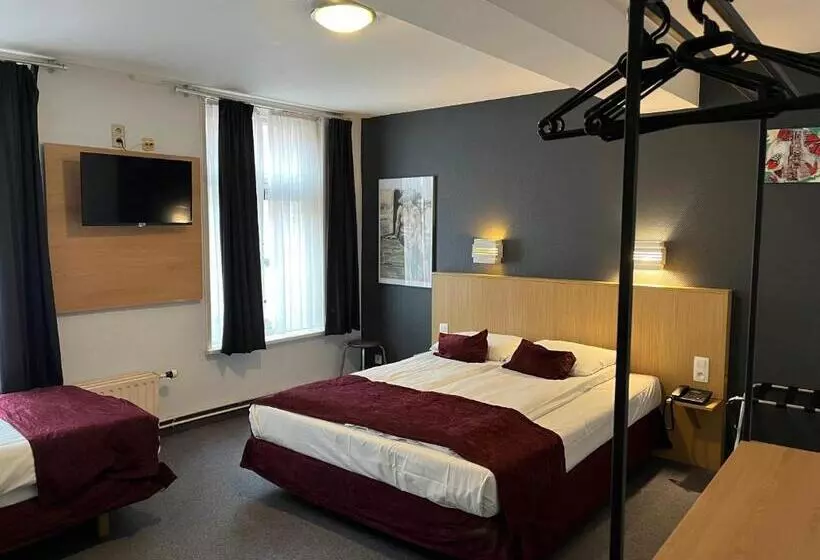 Отель Montovani