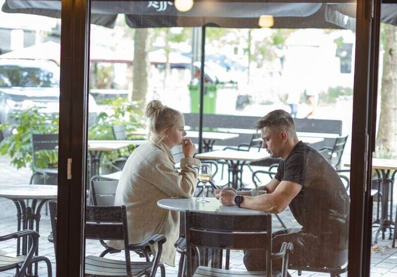 هتل National Antwerp