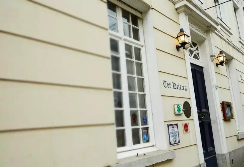 ホテル Ter Driezen