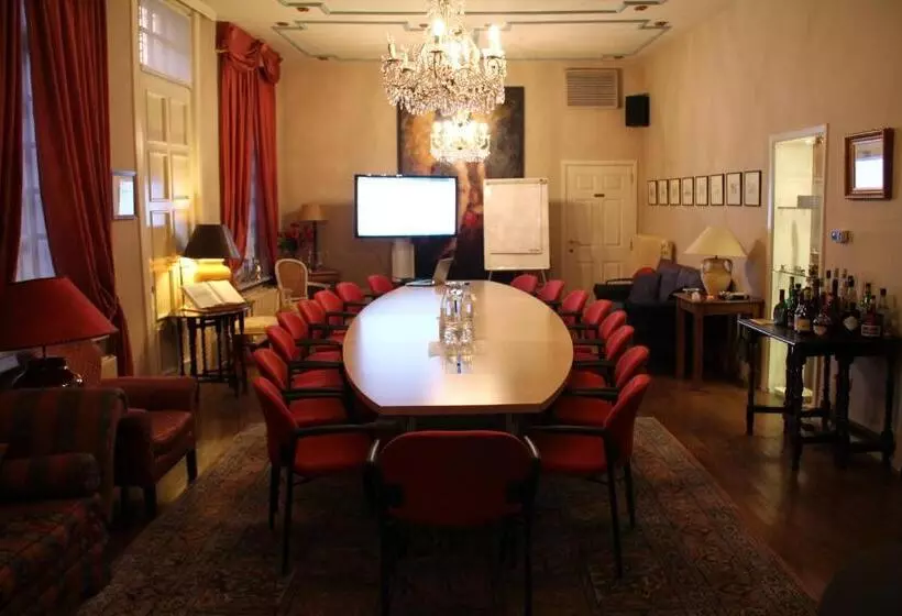 ホテル Ter Driezen