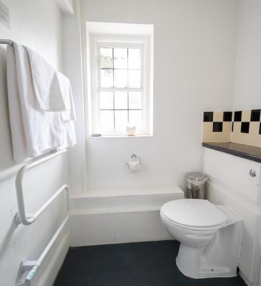 Bell Hotel By Greene King Inns