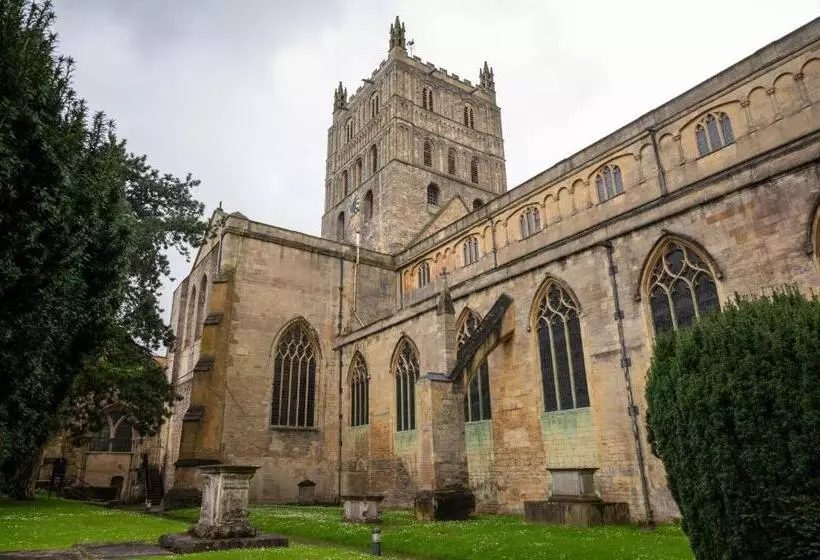 Bell Hotel By Greene King Inns