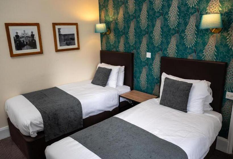 Bell Hotel By Greene King Inns