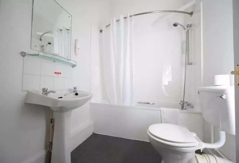 Bell Hotel By Greene King Inns