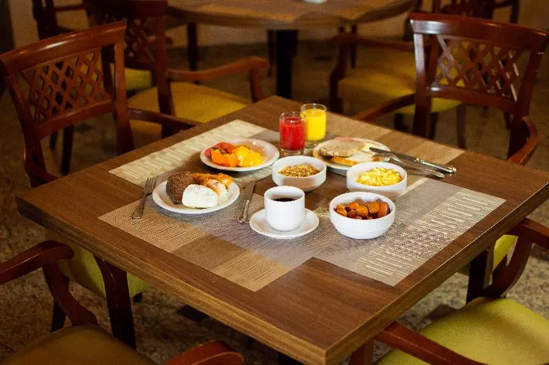 בית מלון כפרי Golden Park Internacional Foz & Convenções