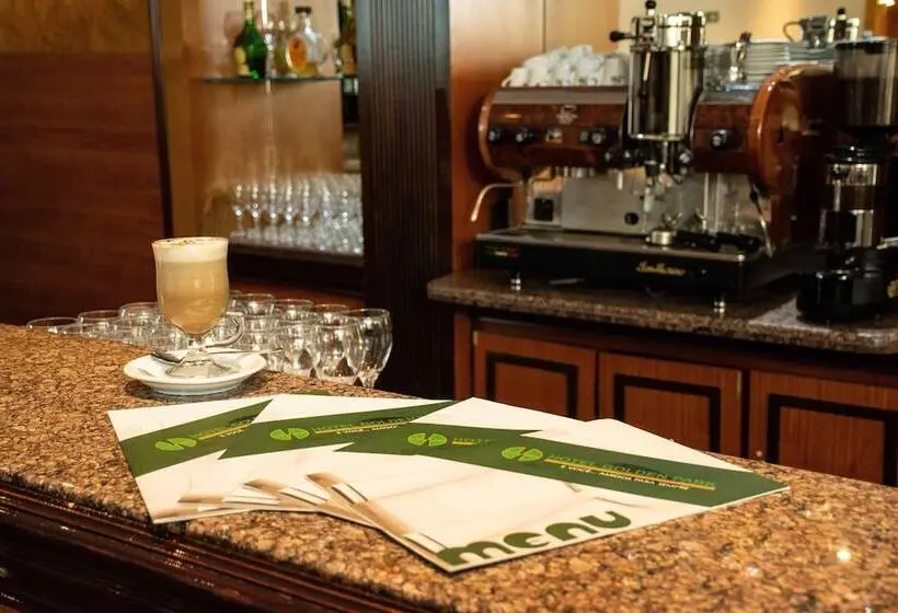 Hotel Golden Park Internacional Foz & Convenções By Nacional Inn