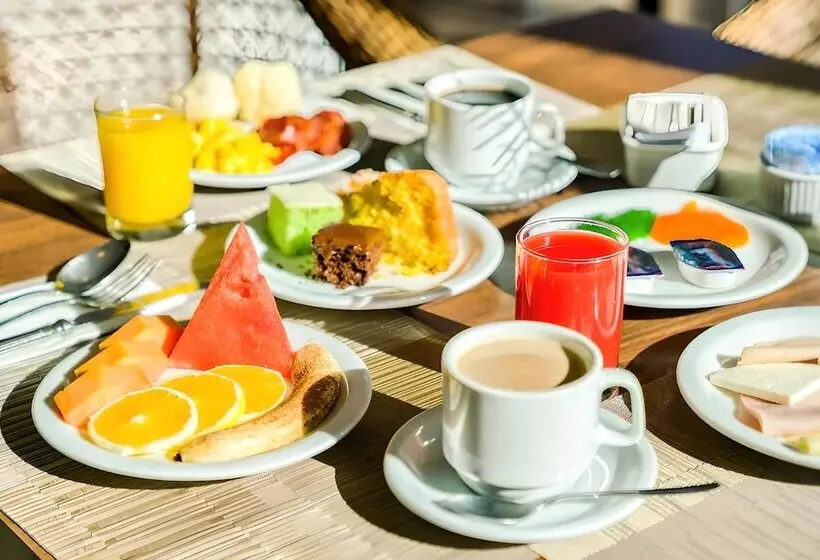 Hotel Golden Park Internacional Foz & Convenções By Nacional Inn