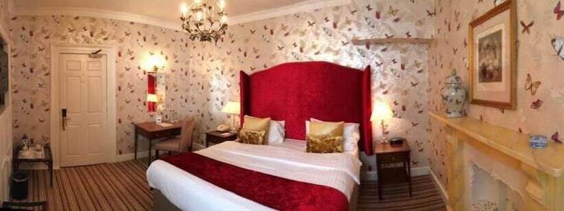 هتل New House Country