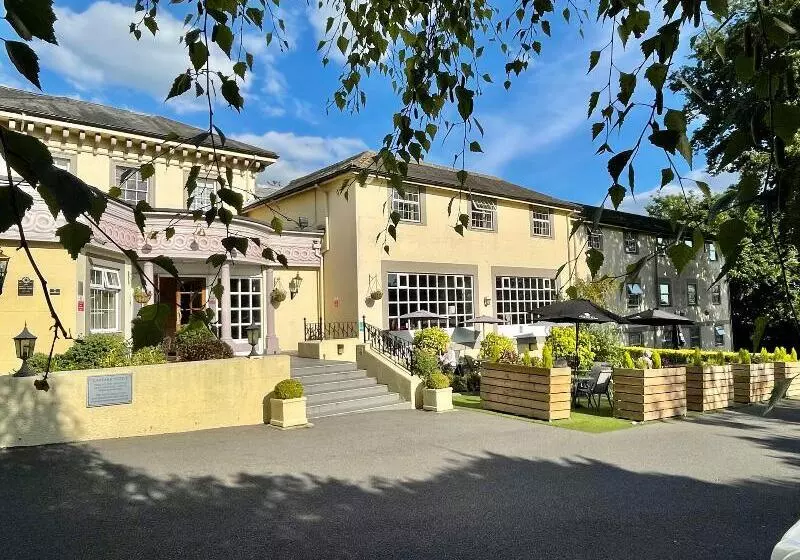酒店 Reigate Manor
