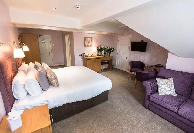 Worcester Bank House Hotel Spa & Golf; Bw Premier Collection