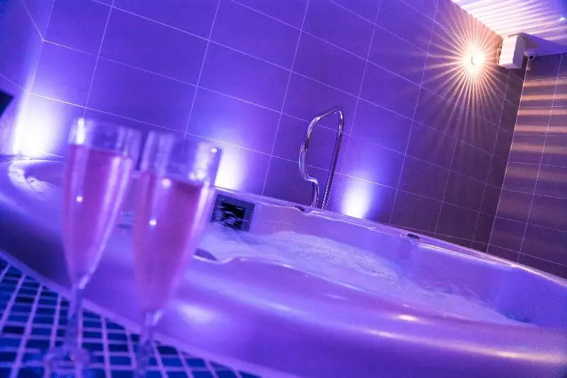 Worcester Bank House Hotel Spa & Golf; Bw Premier Collection