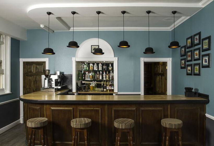 Cantley House Hotel   Wokingham