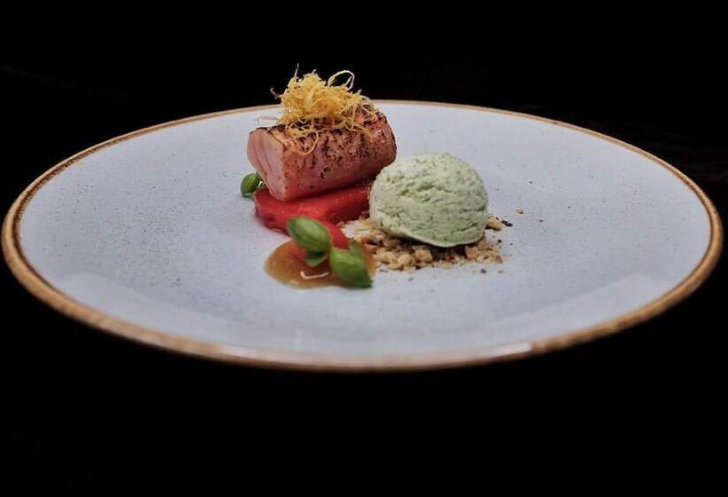 Cantley House Hotel   Wokingham