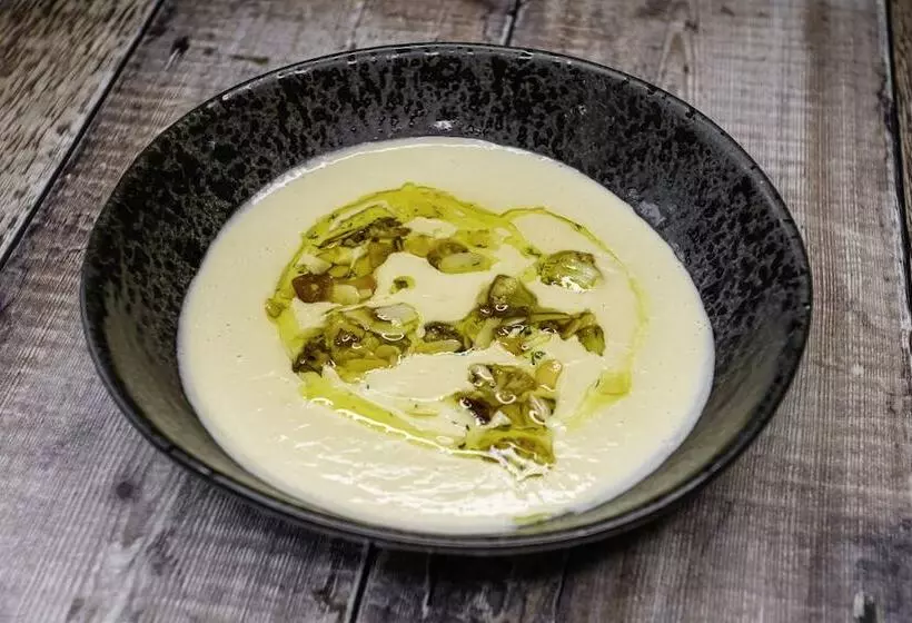 Cantley House Hotel   Wokingham