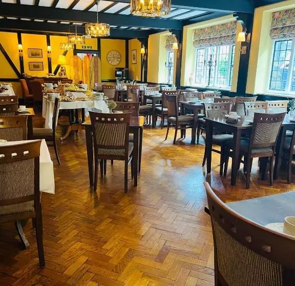 ホテル Crown & Cushion