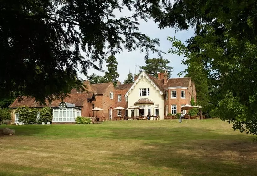 فندق Flitwick Manor