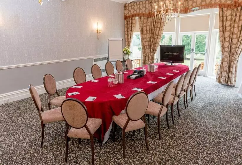 فندق Flitwick Manor