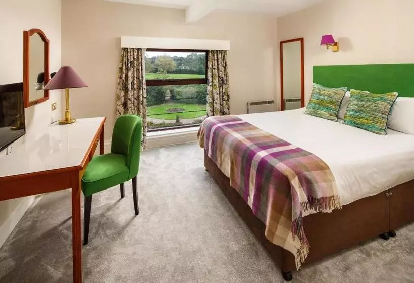Отель Mercure Burton Upon Trent Newton Park