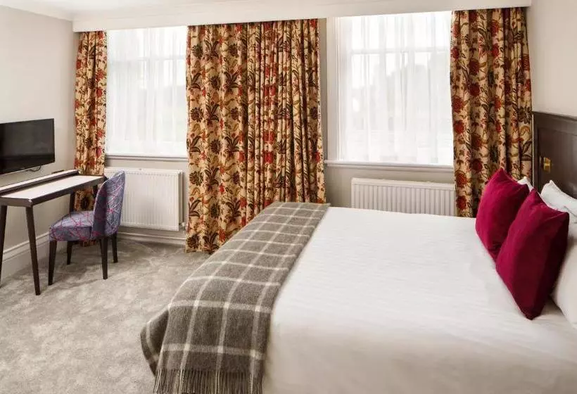 Отель Mercure Burton Upon Trent Newton Park