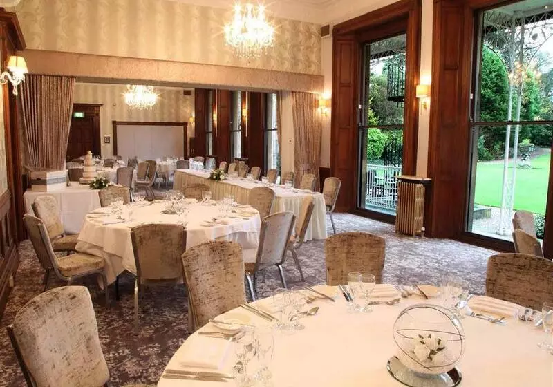 ホテル Mercure Burton Upon Trent Newton Park