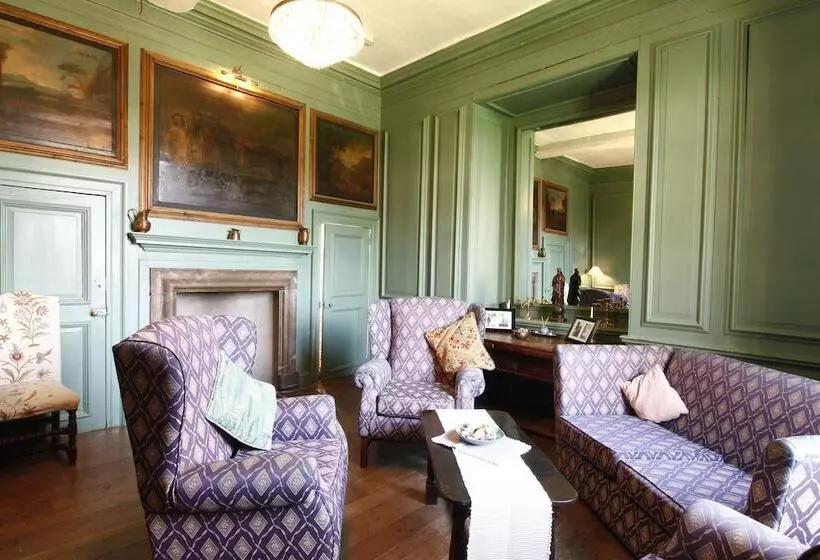 Отель Telford Madeley Court