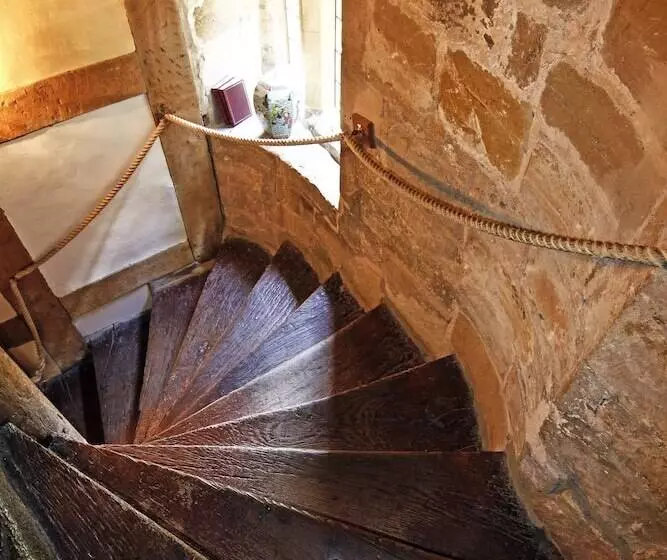 Отель Telford Madeley Court