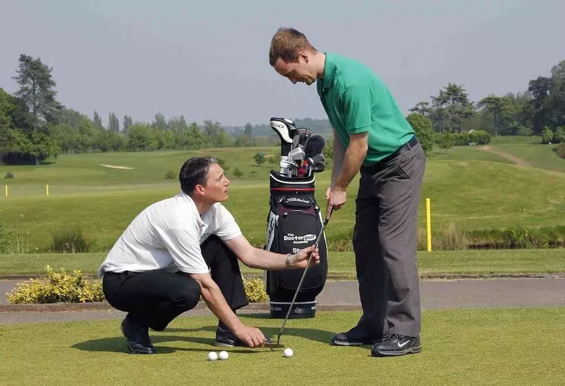 هتل Ufford Park Resort