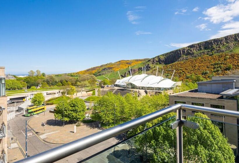 Edinburgh Marriott Hotel Holyrood
